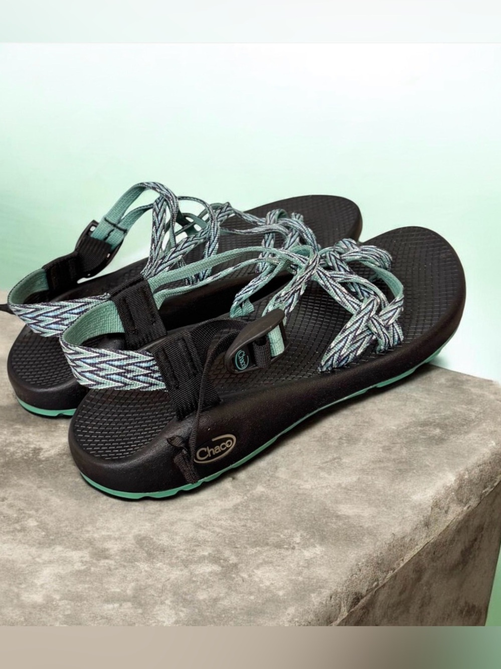 CHACO ZX/2 light blue/purple sandals women’s shoes size 10